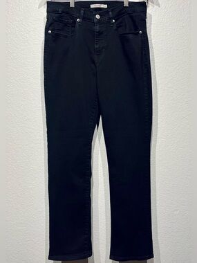 Levi's Black Straight Leg Classic Fit Jeans - Size 10 (Women’s)
